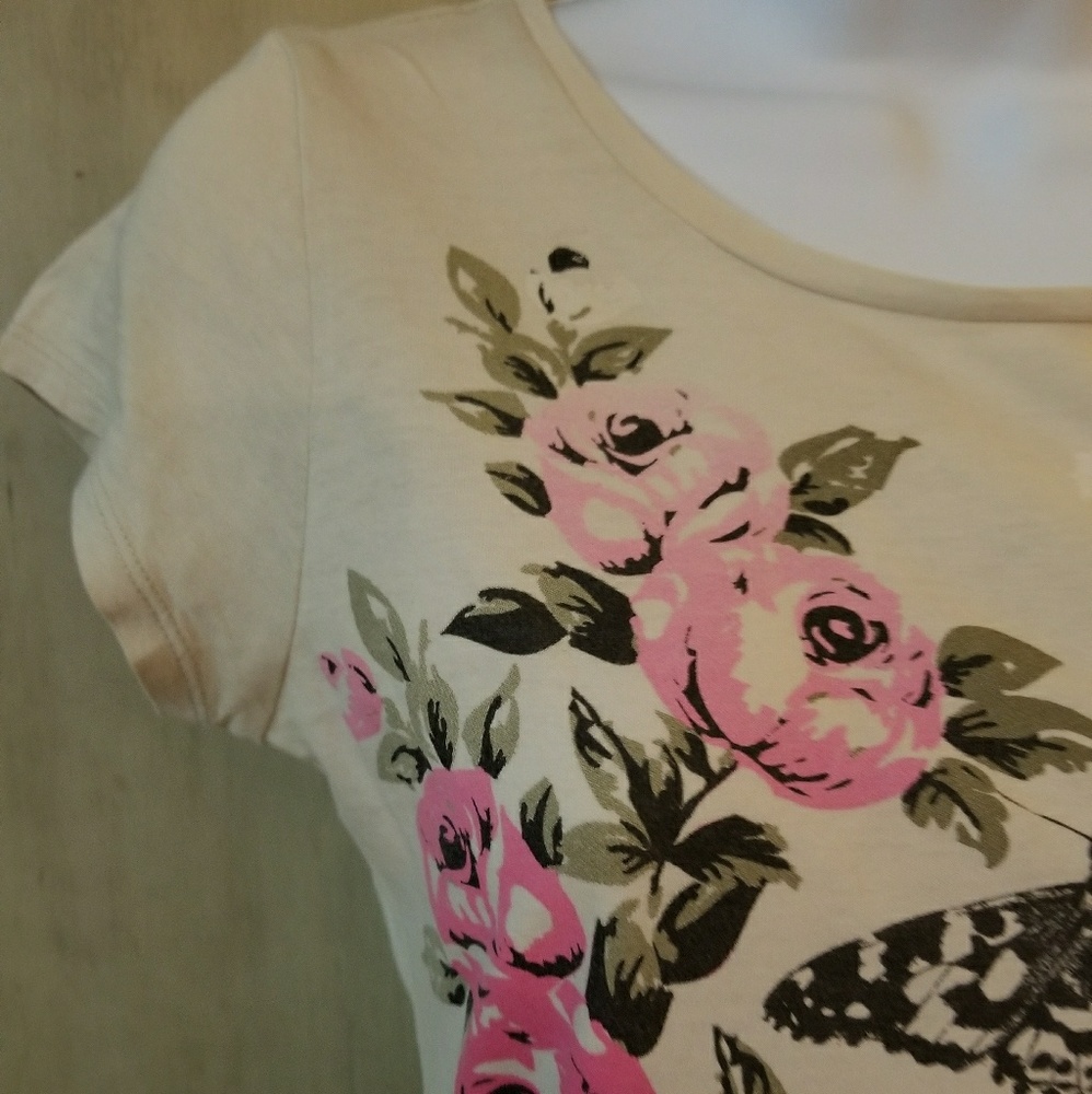 Express Beige Pink Roses Butterfly Tee - Picture 2 of 4